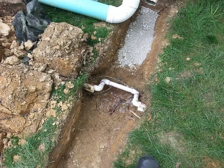 Professional yard maintenance in Evansville, IN - Awesome Pro