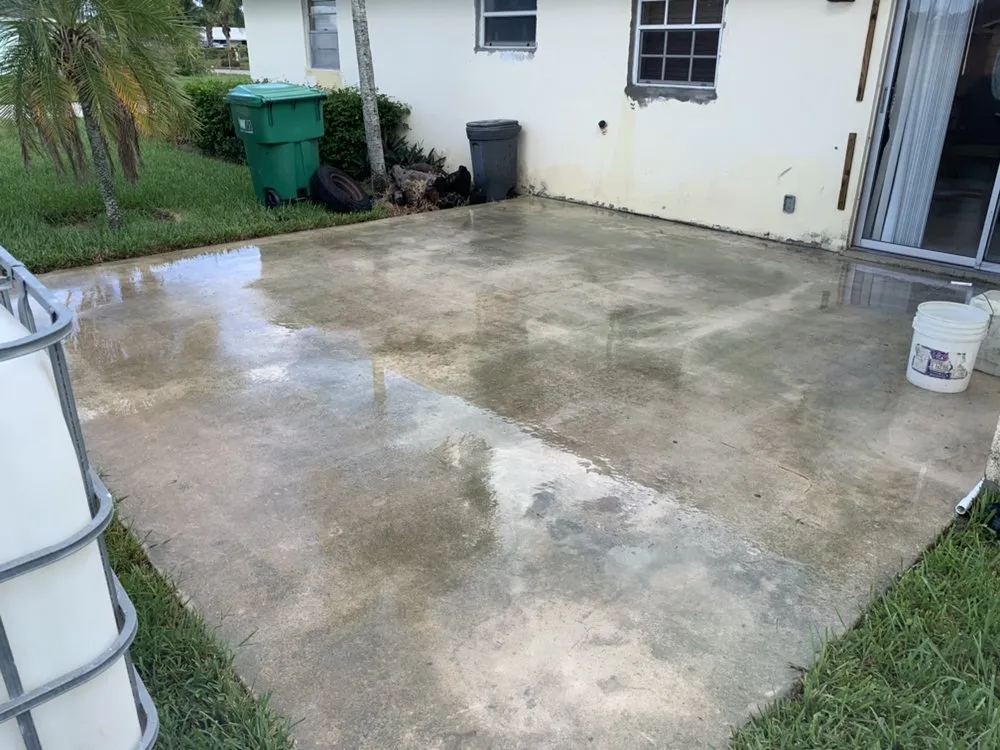 Professional garden landscaping for year-round maintenance across Palm Beach Shores, FL - Axeman's Maintenance