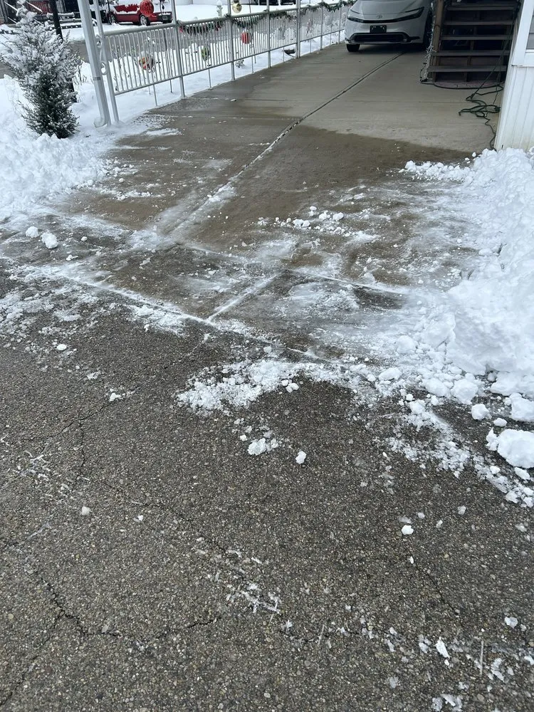 Reliable lawn care service for residential properties in Fairborn, OH by Ay Lawn Care