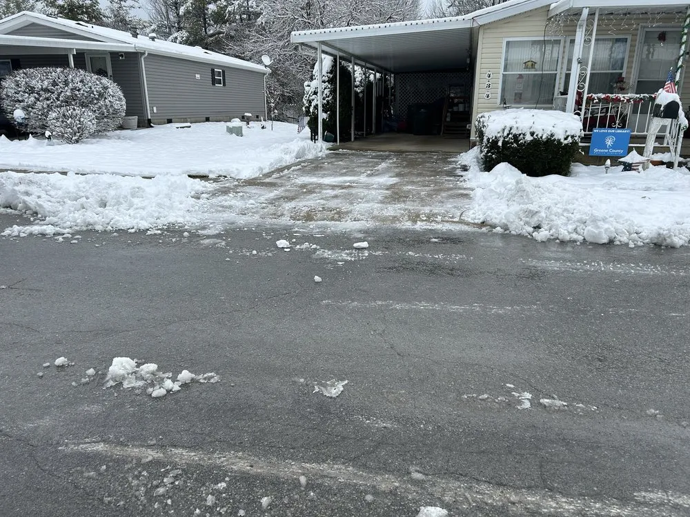 Top-rated garden landscaping in Fairborn, OH by Ay Lawn Care