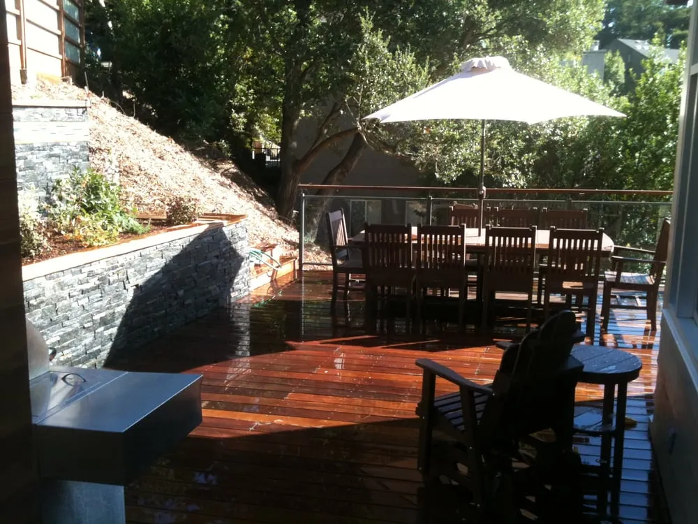Top-rated yard cleanup service experts serving Oakland, CA - AY Sustainable Landscape Design