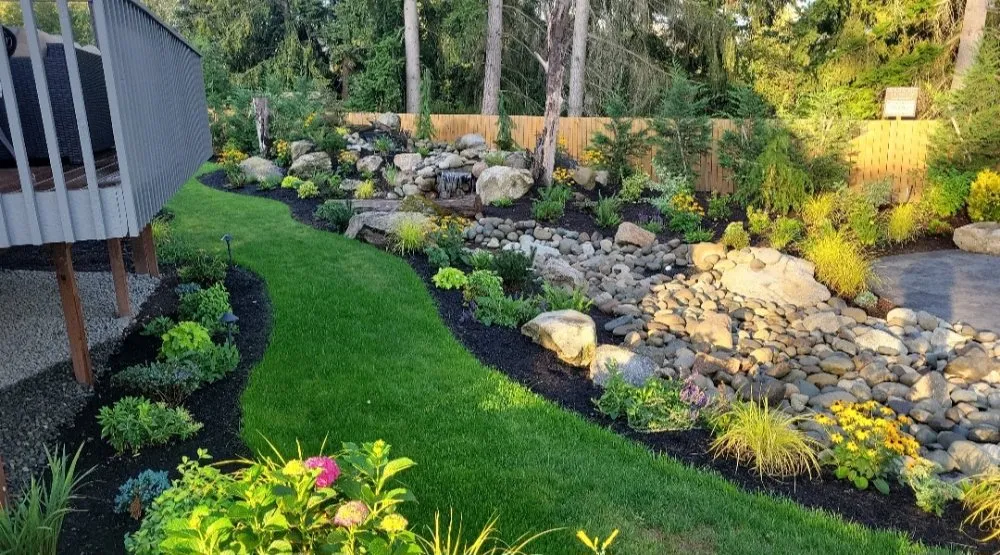 Top-rated residential landscaping in Lakewood, WA by Ayala Landscapes Construction