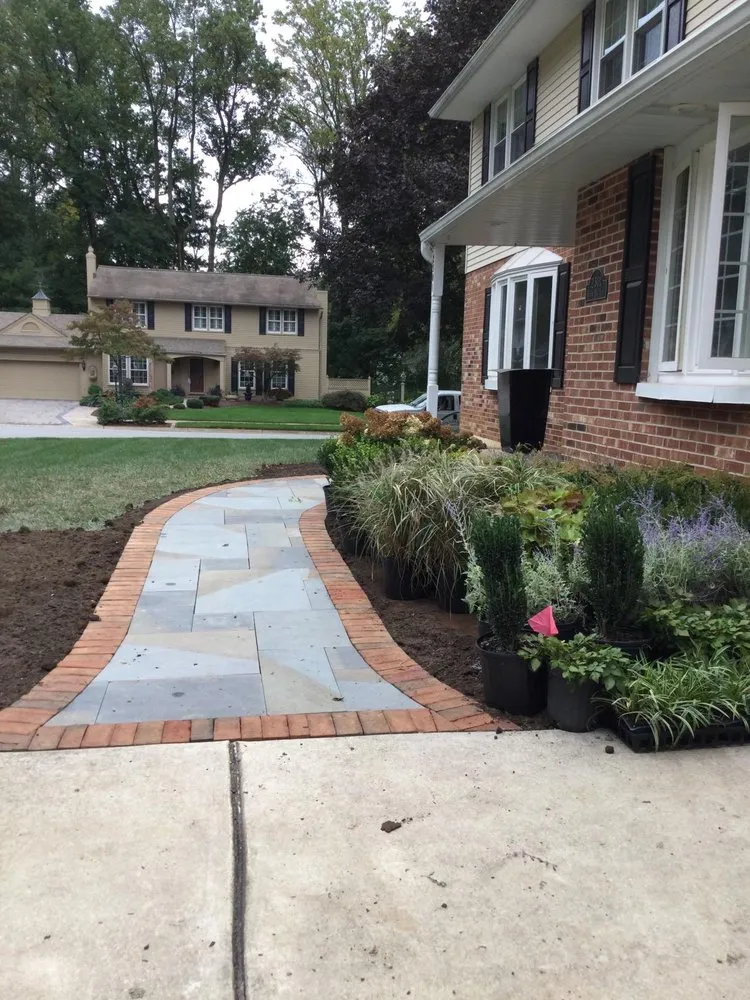 Affordable yard maintenance for beautiful yards across New Castle, DE - Ayala Landscaping