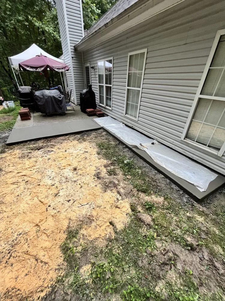 Expert garden landscaping in Gainesville, GA by Ayala Lawn Care