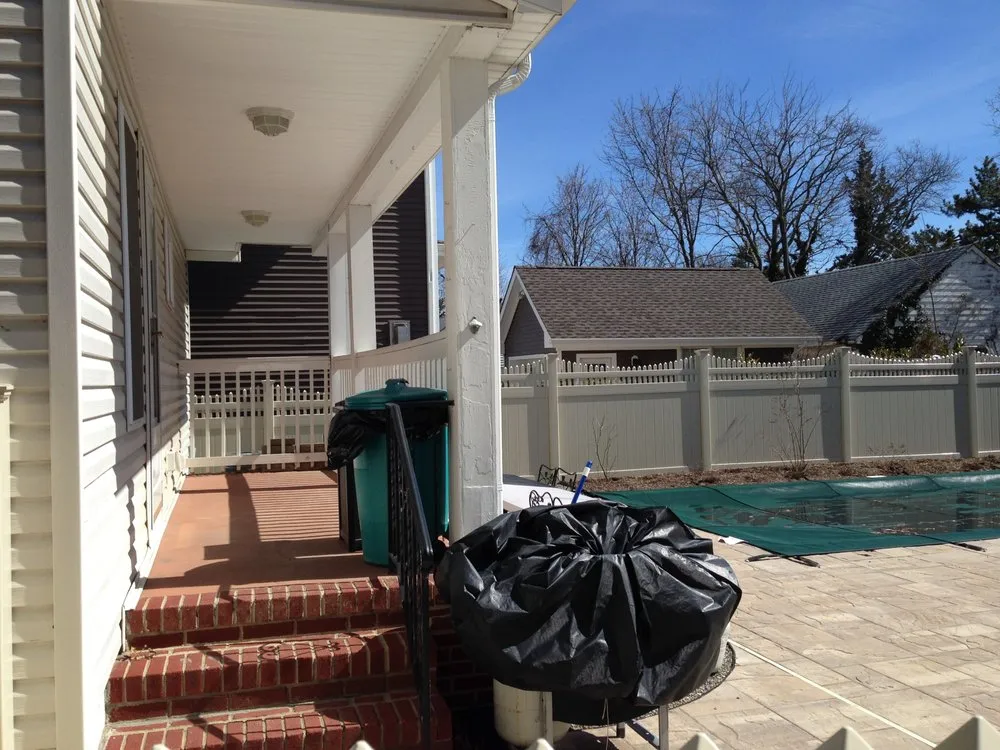 Local yard maintenance experts serving Simpsonvillle, SC - Ayers Landscape Design & Contracting
