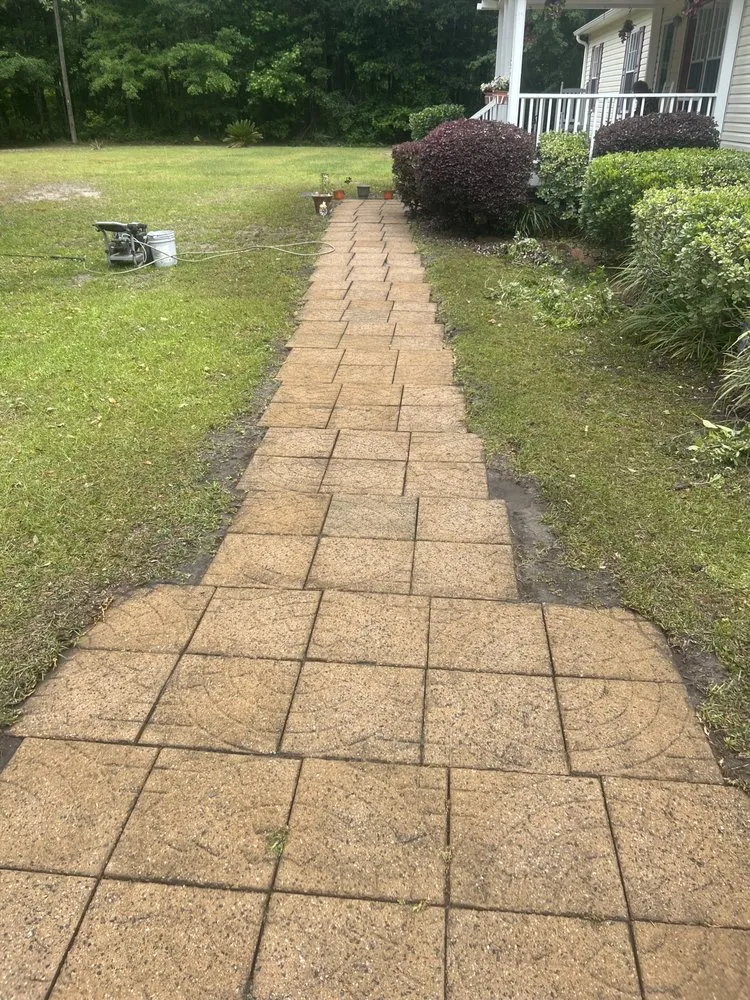 Top-rated residential landscaping experts serving Charleston, SC - AYS At Your Service Lawncare