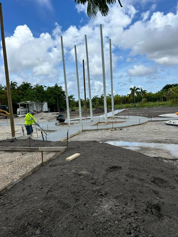 Trusted residential landscaping experts serving Richmond West, FL - AZ Equipment And Trucks