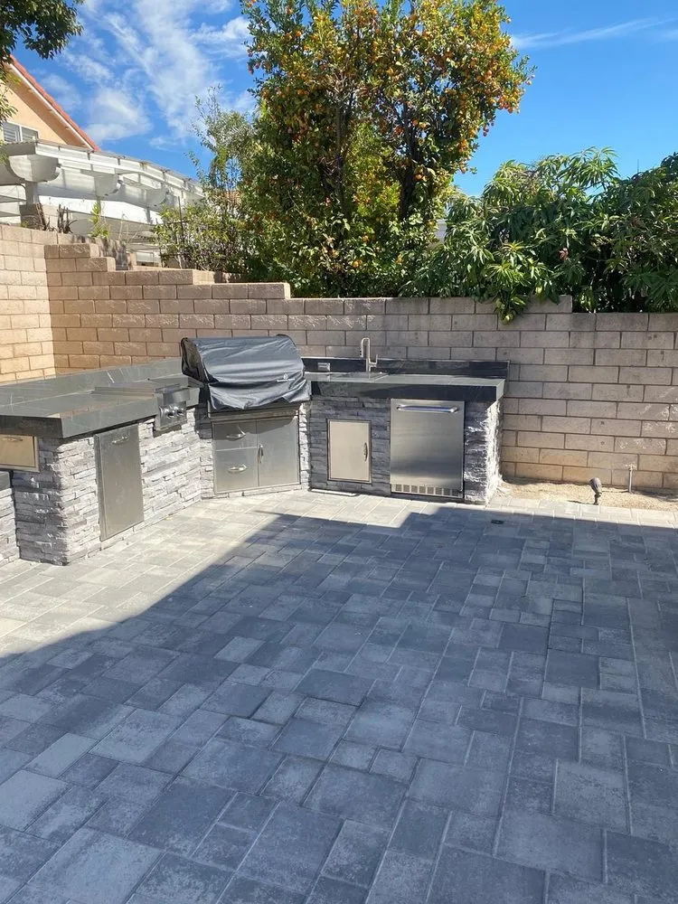 Affordable lawn care service experts serving Los Angeles, CA - AZ Green Remodeling