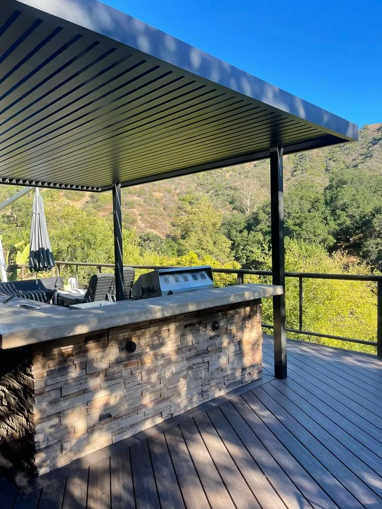 Professional yard cleanup service in Los Angeles, CA by AZ Green Remodeling