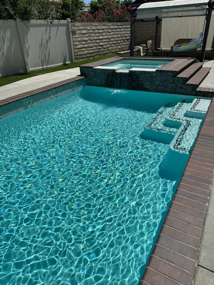 Custom residential landscaping in Los Angeles, CA by AZ Green Remodeling