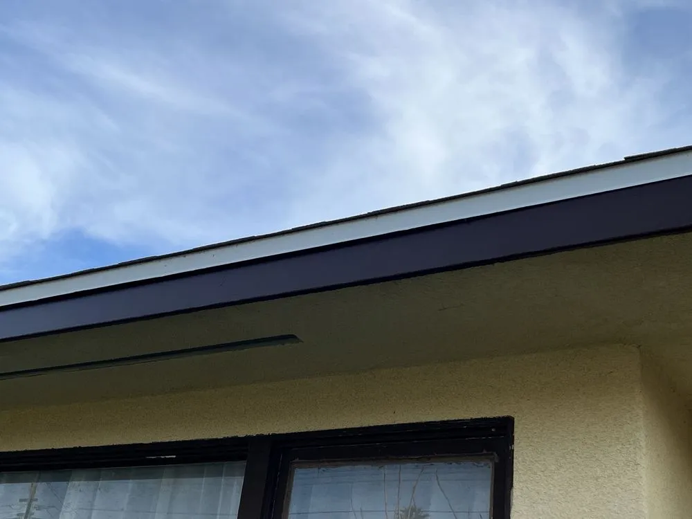 Reliable lawn mowing service experts serving Los Angeles, CA - AZ Green Remodeling