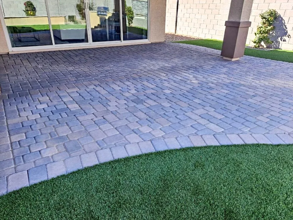 Expert lawn care service for beautiful yards across Phoenix, AZ - AZ HardScape