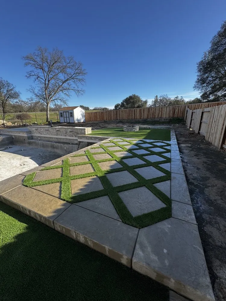 Affordable lawn care service for homes across San Tan Valley, AZ - AZ Landscape Mngmnt