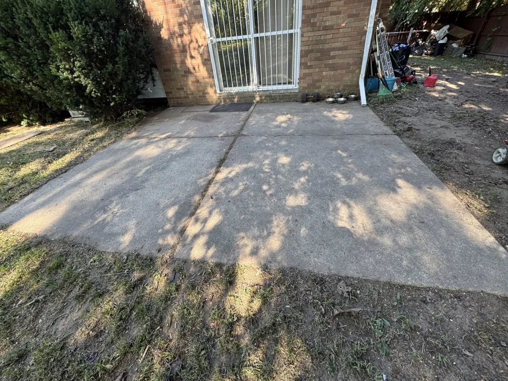 Affordable outdoor landscaping in Flint, MI by Az Landscaping