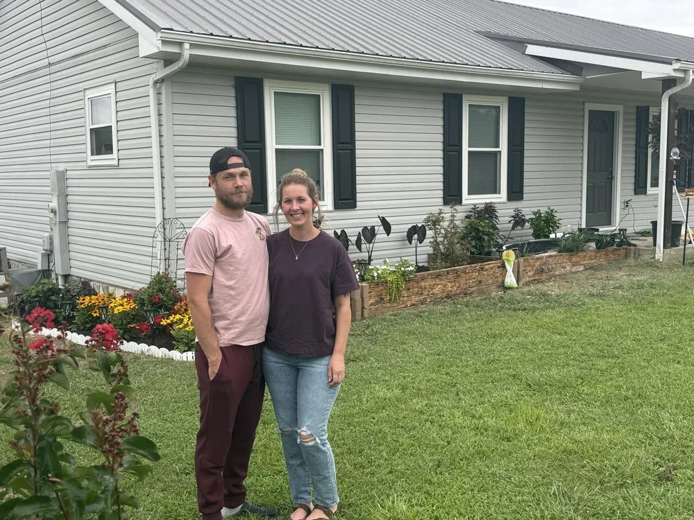 Local yard maintenance with custom design across Mosheim, TN - A&Z Landscaping PW Stain & Frame