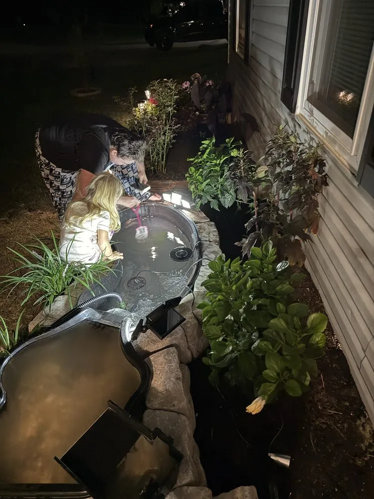 Trusted yard cleanup service experts serving Mosheim, TN - A&Z Landscaping PW Stain & Frame