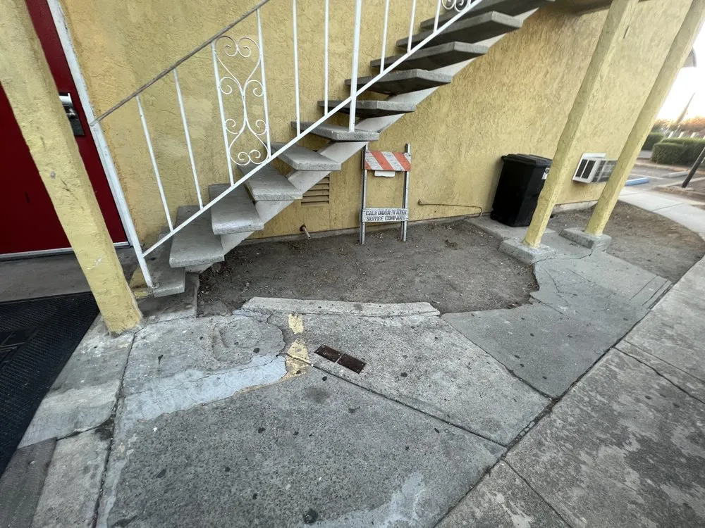 Affordable residential landscaping for beautiful yards in Merced, CA by AZ Maintenance