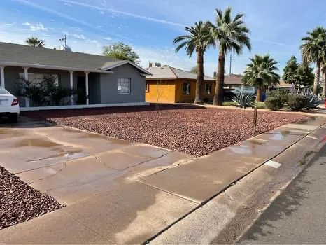 Top-rated lawn care service for homes in Phoenix, AZ by AZ Pyramid Landscaping