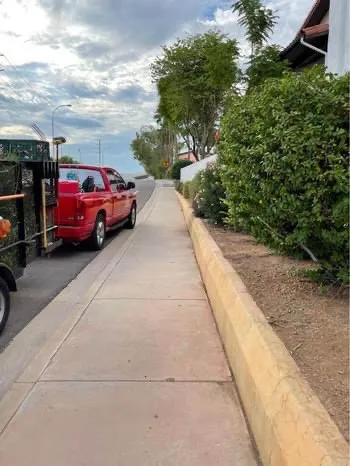 Professional yard maintenance in Phoenix, AZ - AZ Pyramid Landscaping