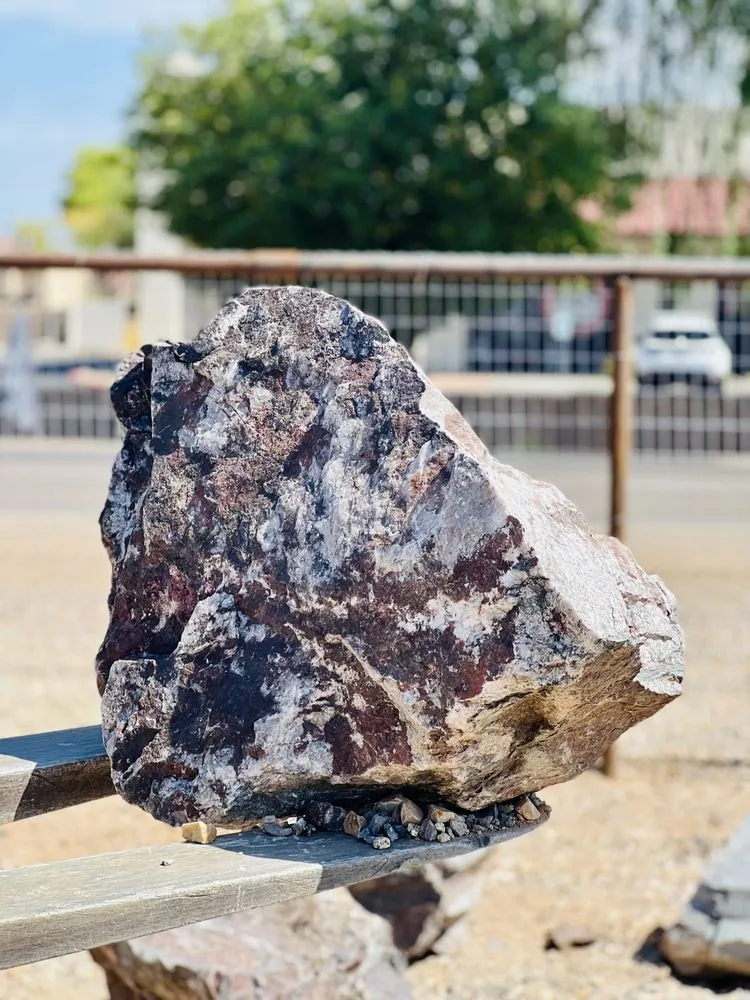 Reliable yard maintenance for year-round maintenance in Apache Junction, AZ by AZ Rock Depot