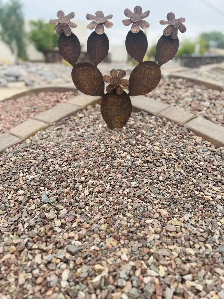 Custom outdoor landscaping experts serving Apache Junction, AZ - AZ Rock Depot