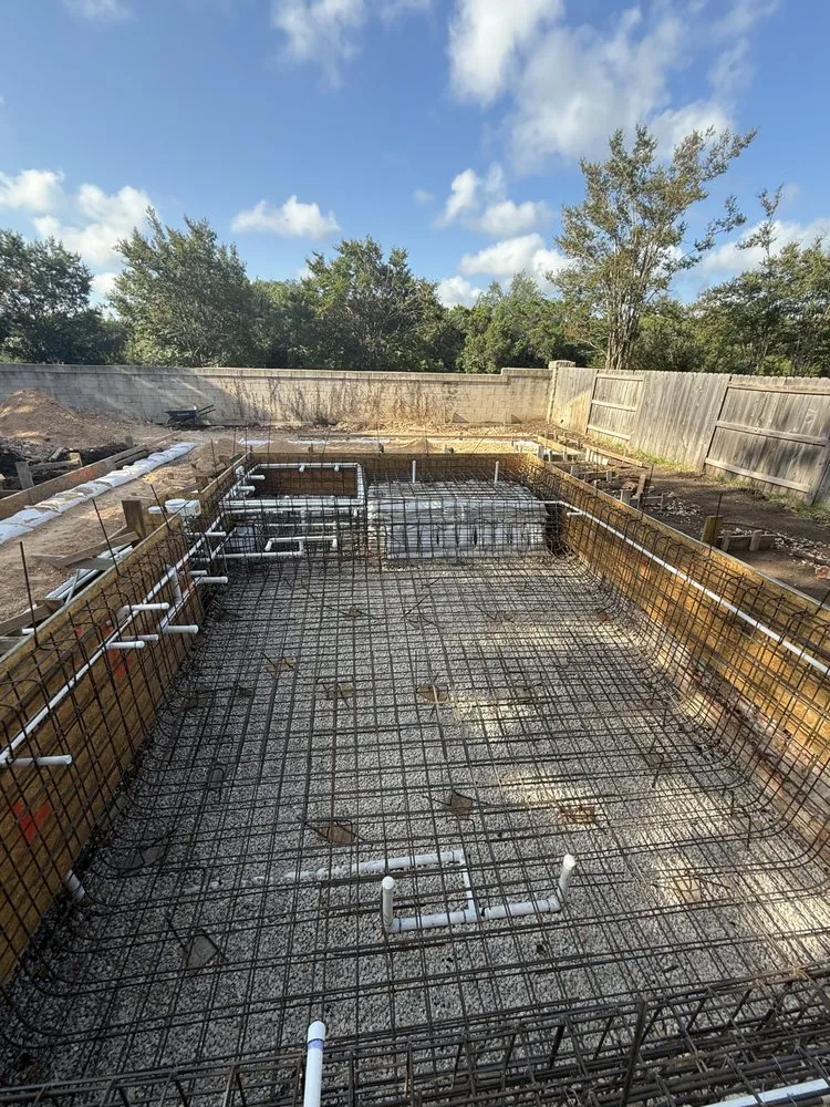 Expert lawn mowing service in Lockhart, TX - AZ-T Pools