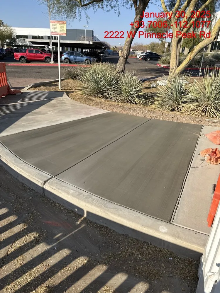 Professional landscaping services in Phoenix, AZ by AZ Valleywide Construction