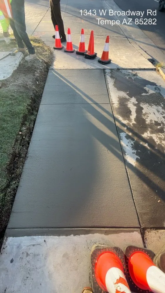 Reliable yard maintenance in Phoenix, AZ - AZ Valleywide Construction