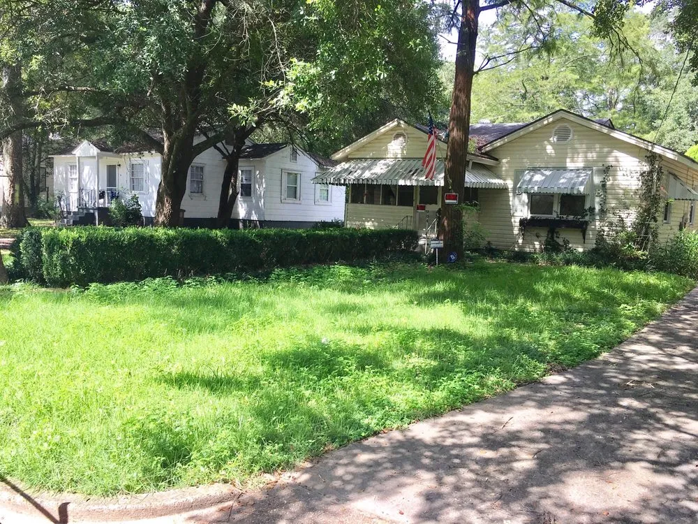 Trusted outdoor landscaping experts serving Mobile, AL - Azalea City Lawn Services