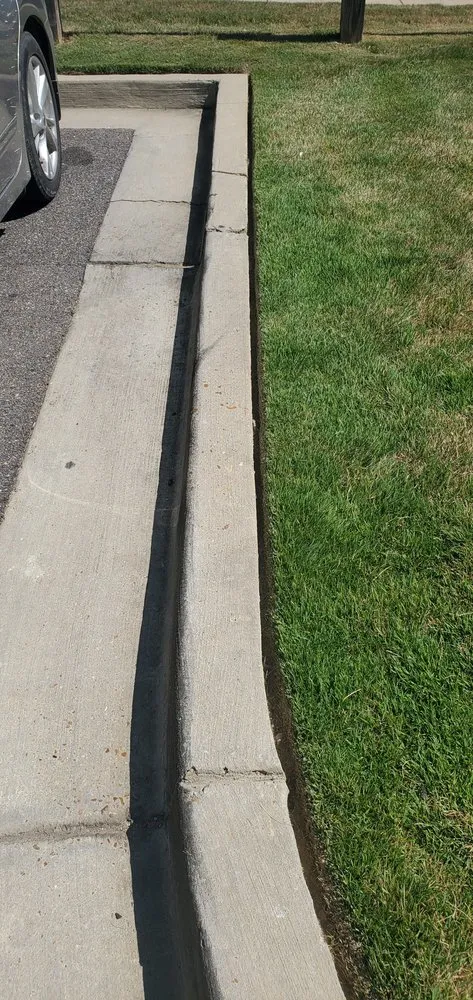 Local lawn care service in Covington, TN - Azap Landscape