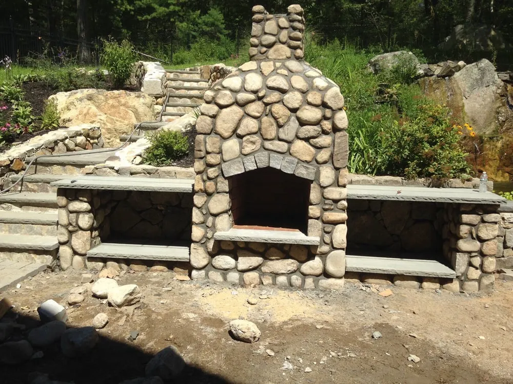 Top-rated lawn care service in Somerville, MA by Azorean Masonry