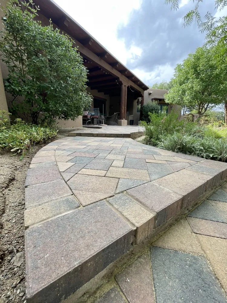 Affordable garden landscaping in Albuquerque, NM by AZR Landscape & Construction