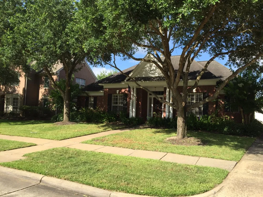 Reliable outdoor landscaping experts serving Katy, TX - Aztec Landscaping