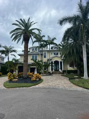 Aztec Lawns Service Logo