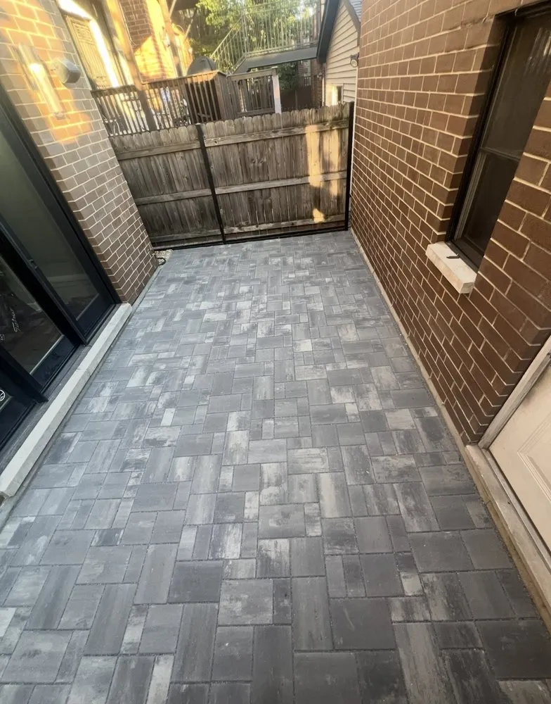 Trusted garden landscaping experts serving Chicago, IL - Aztec Stone Design Brick Paving