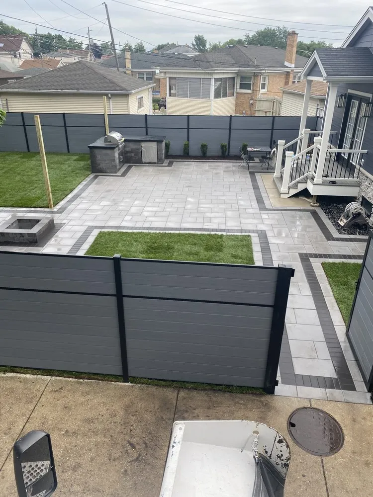 Reliable landscape design for outdoor upgrades in Chicago, IL by Azteca Brick Paving