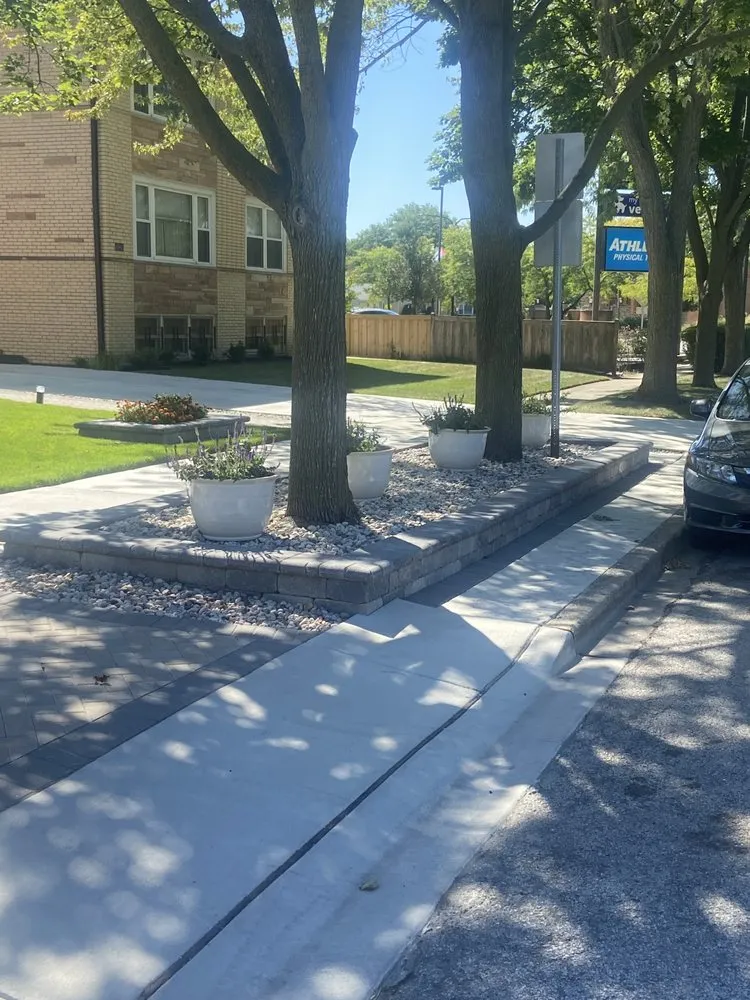 Local outdoor landscaping near you in Chicago, IL by Azteca Brick Paving