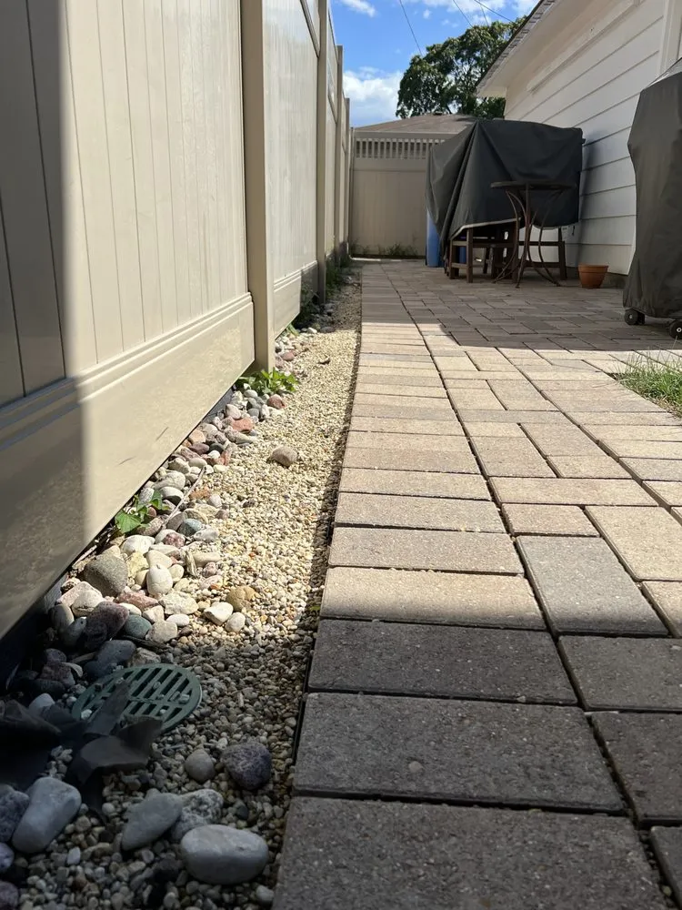 Trusted landscape design experts serving Chicago, IL - Azteca Brick Paving