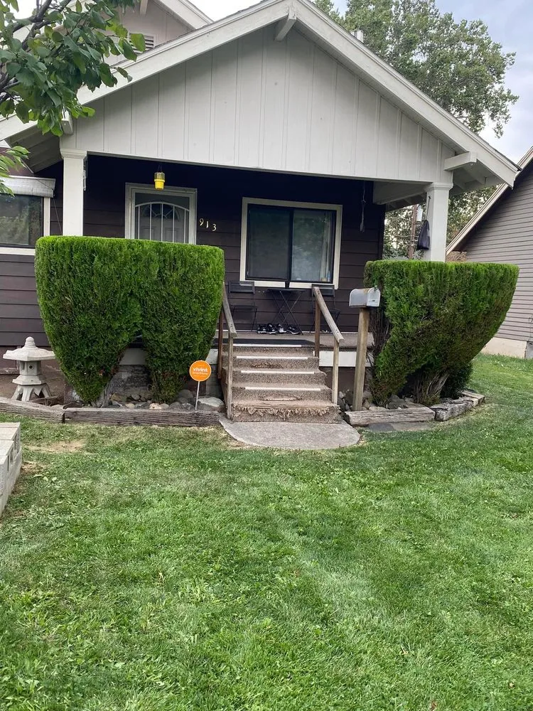 Local outdoor landscaping experts serving Union Gap, WA - Azteca Lawn & Care