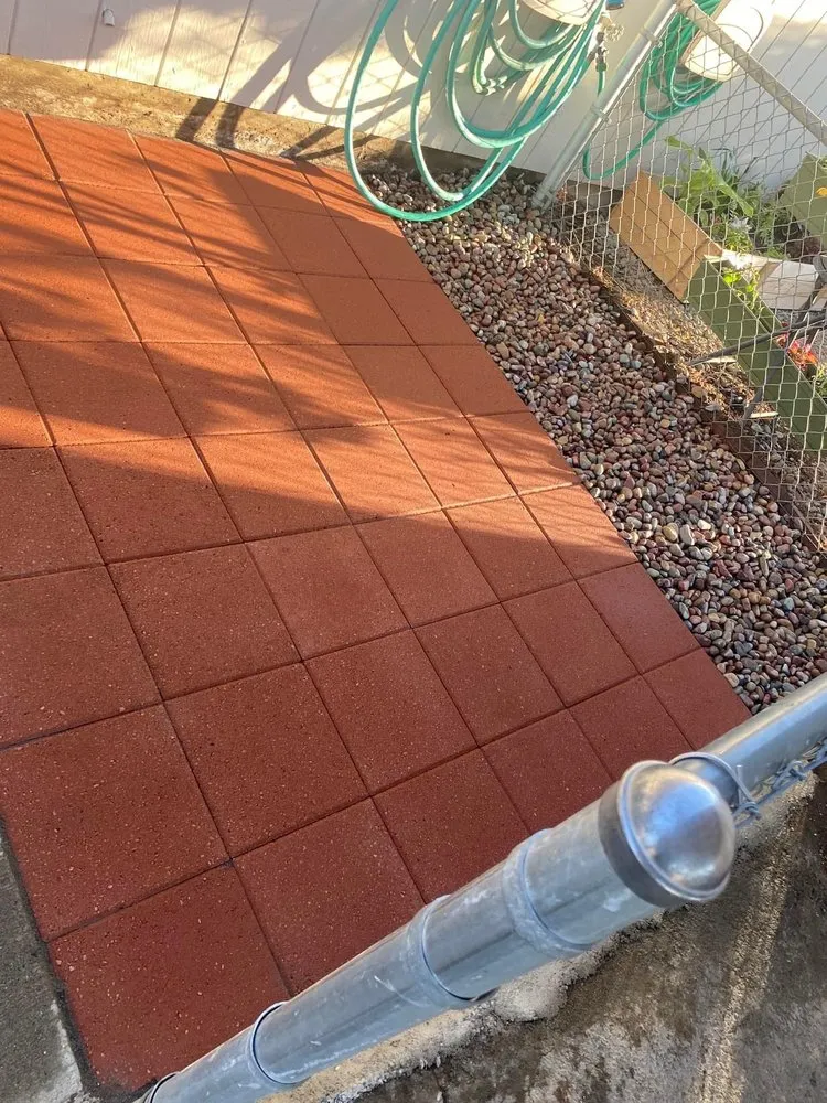 Affordable lawn care service in Union Gap, WA by Azteca Lawn & Care