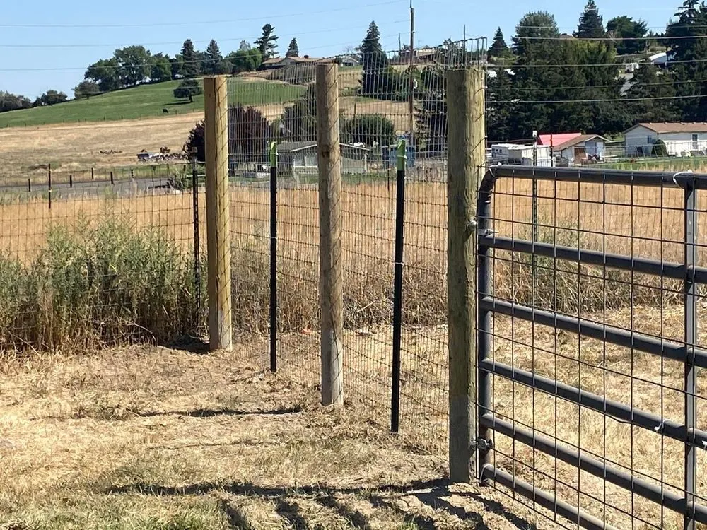 Affordable garden landscaping in Union Gap, WA by Azteca Lawn & Care