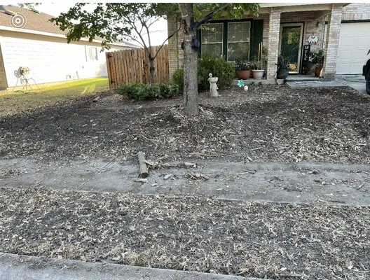 Azucena’s Killer Lawn Service Logo