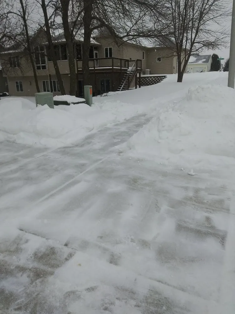 Expert landscaping services experts serving Rochester, MN - B & A Handyman Snow & Lawn