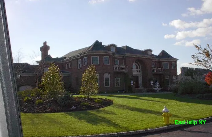 Affordable yard cleanup service in Bay Shore, NY by B & A Lawn Sprinklers