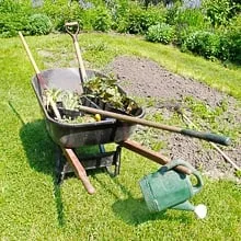 Top-rated garden landscaping for year-round maintenance in Wichita, KS by B & A Mowing