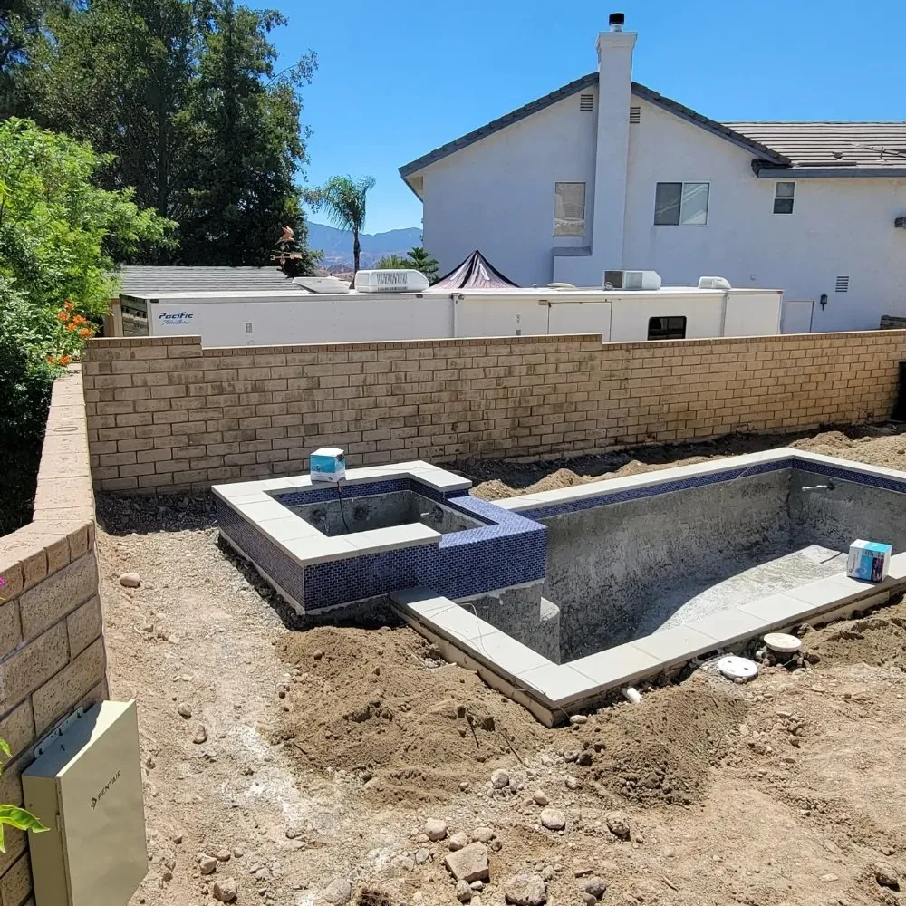 Custom outdoor landscaping in Los Angeles, CA - B & B Construction