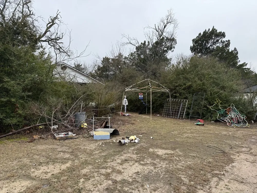 Expert outdoor landscaping in Scurry, TX by B & B Earthworx