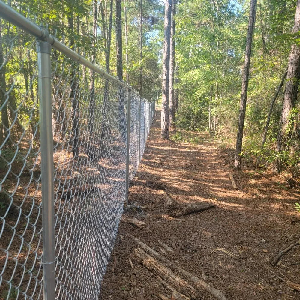 Affordable residential landscaping with custom design in Mize, MS by B & B FENCING AND LAWN CARE