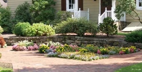 Reliable landscaping services experts serving Franklin, MA - B & B Fertilizing