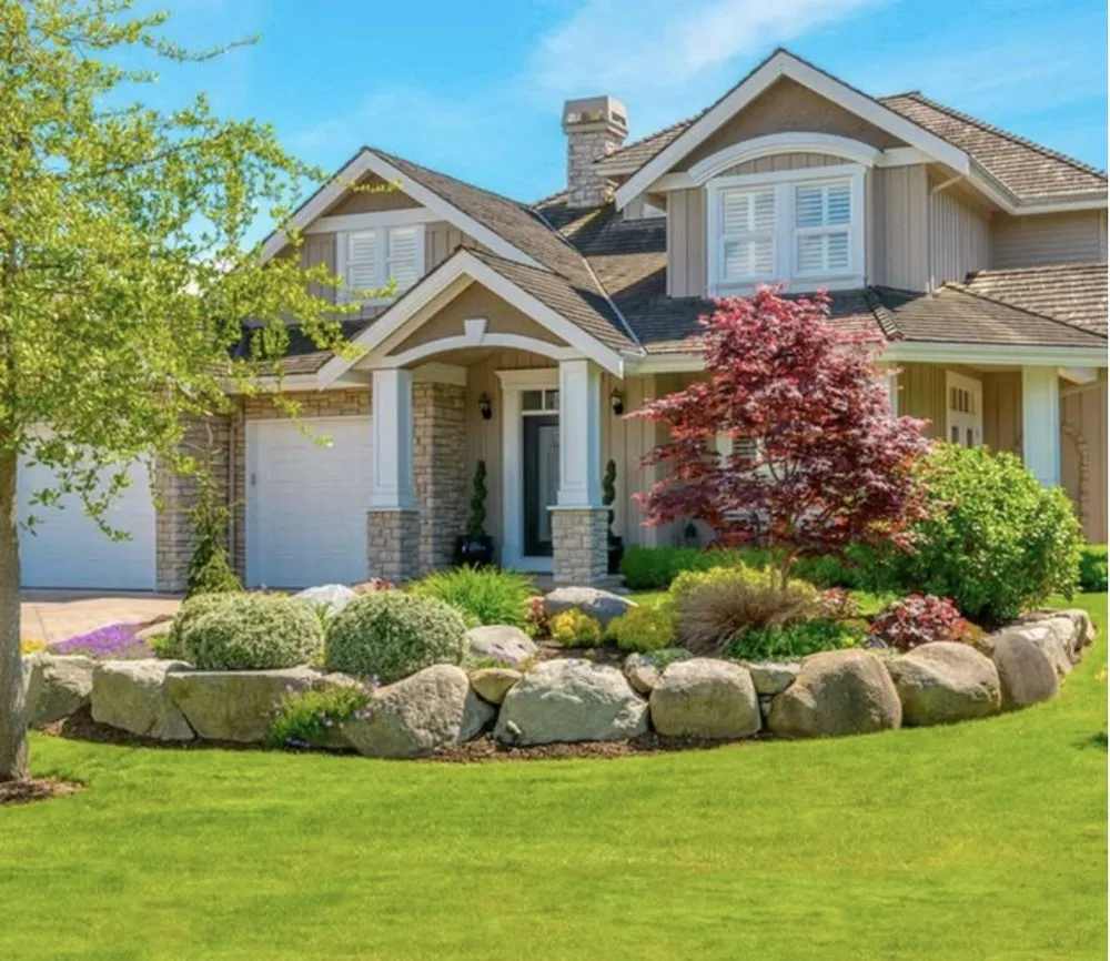 Expert lawn care service experts serving Titusville, NJ - B & B General Contractors
